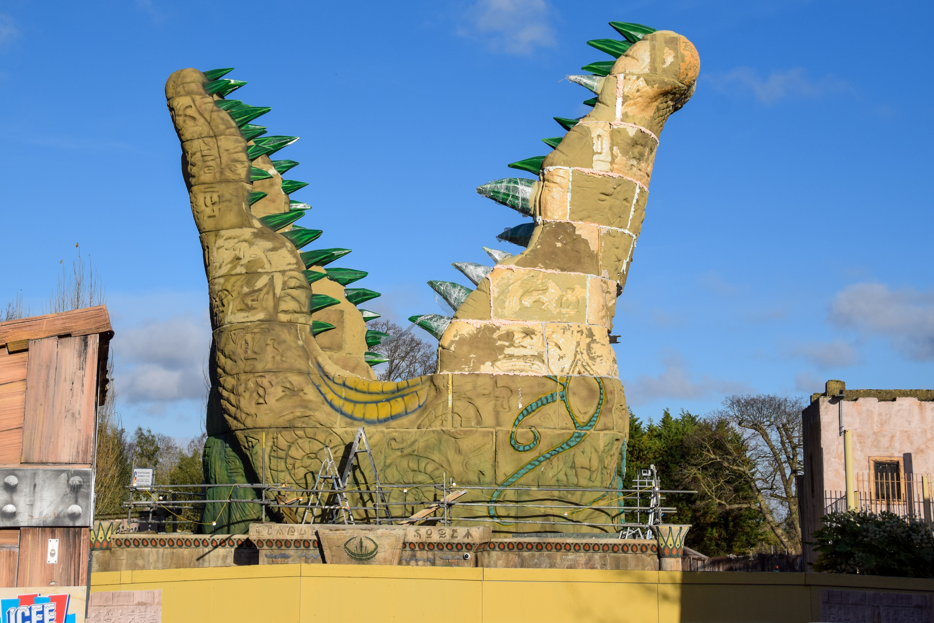 Chessington Drop Tower Crocodile Installed